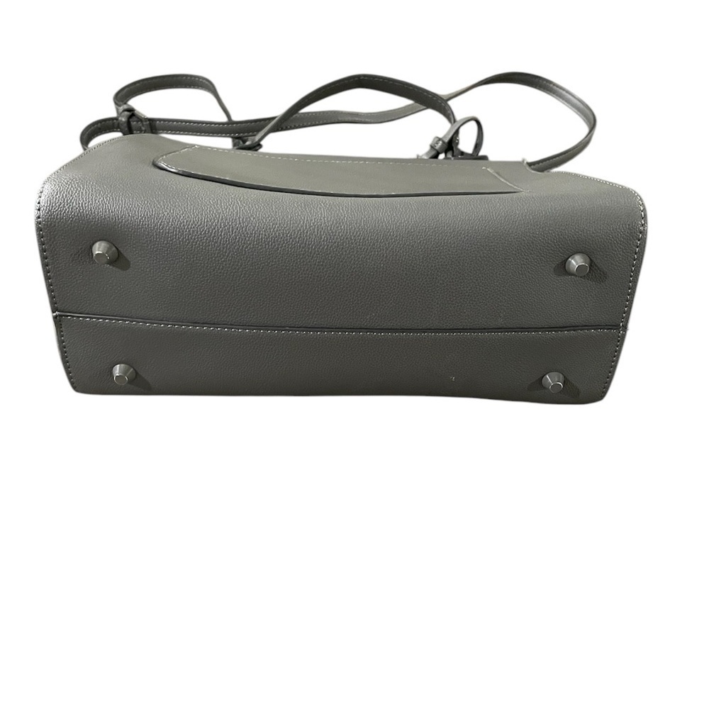 Steve Madden Shoulder Bag Turn Lock Handbag for Women. - Picture 3 of 8